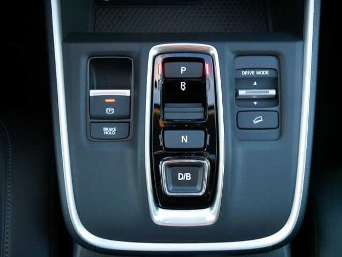 Honda CR-V 2.0 e:HEV ELEGANCE 2WD NAVI+LEDER+PANORAMAD