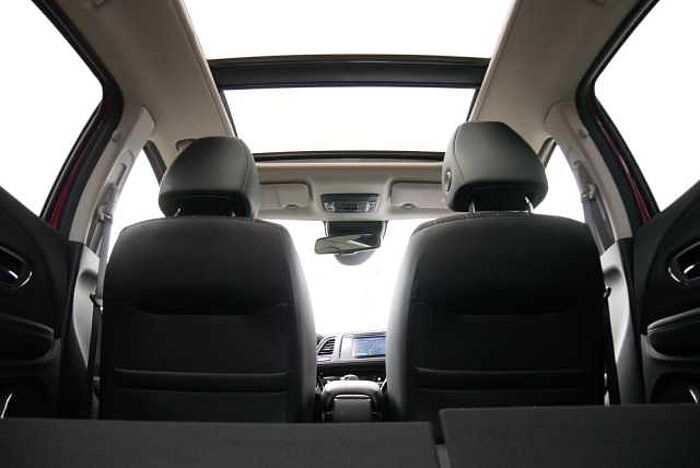 Honda HR-V 1.5 i-VTEC CVT EXECUTIVE STDHZG+PANORAMAD.