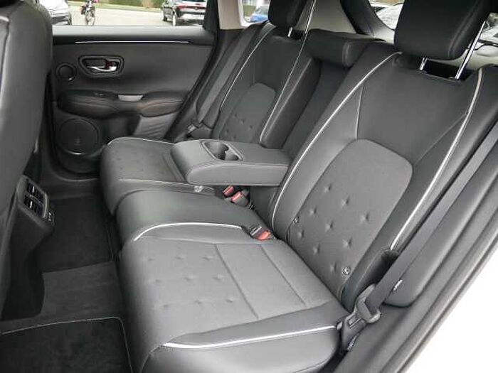 Honda ZR-V 2.0 i-MMD HYBRID SPORT NAVI+ACC+LED+SHZ