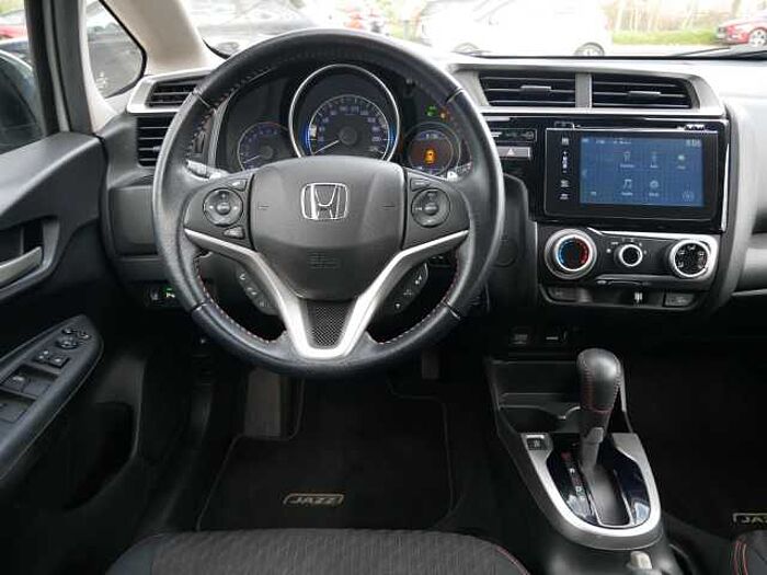 Honda JAZZ 1.5 Dynamic CVT +AHK+LED+PDC+SHZ+BT*