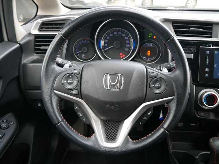 Honda JAZZ 1.5 Dynamic CVT +AHK+LED+PDC+SHZ+BT*
