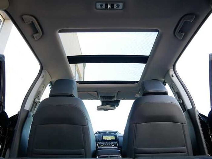 Honda CR-V 2.0 i-MMD HYBRID 4WD Executive LEDER +PANO