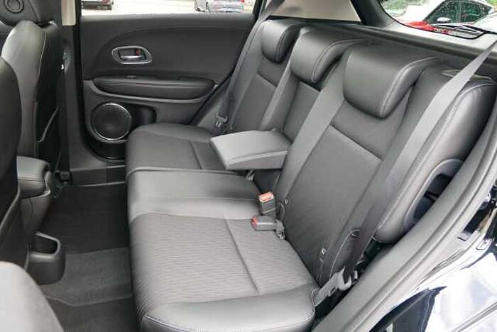 Honda HR-V 1.5 Executive SHZ+NAVI+KAMERA+PANORAMA+LED
