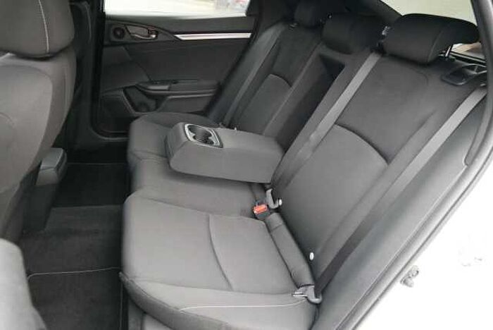 Honda Civic 1.0 TURBO Elegance CVT KAMERA+NAVI+LED