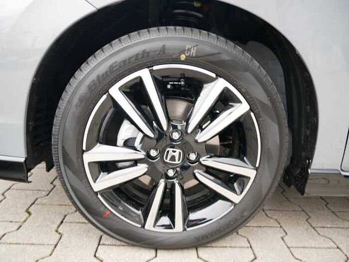 Honda Jazz 1.5 i-MMD Hybrid Advance Sport e: CVT + NAVI