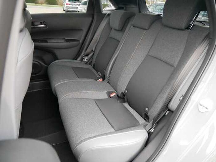 Honda Jazz 1.5 i-MMD Hybrid Advance Sport e: CVT + NAVI