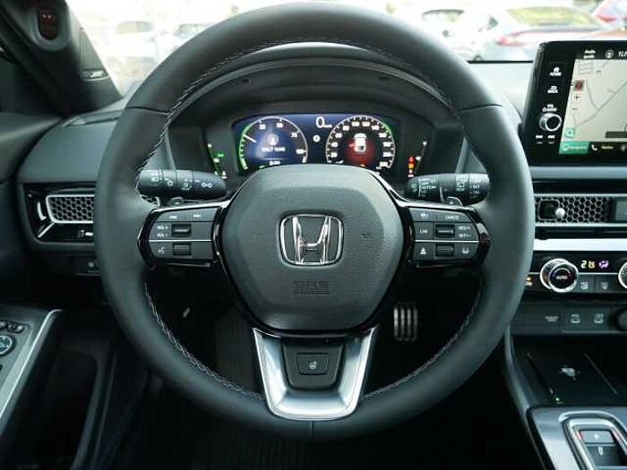 Honda Civic e: HEV Advance Bose +LED+NAVI+PANO+KAMERA