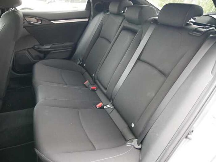 Honda Civic 1.0 Turbo Executive Automatik PANO+LED+NAVI