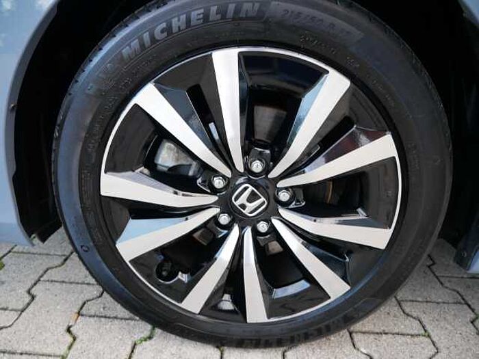 Honda Civic Hybrid 2.0 Elegance NAVI + LED + KAMERA e:HEV