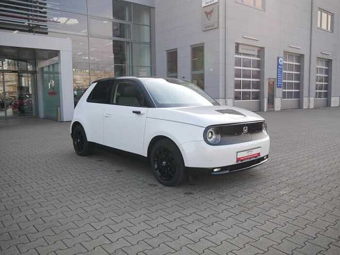 Honda E ADVANCE 16' ACC+SHZ+PANO+NAVI+LED+360°KAM ADVANC 16' ACC+SHZ+PANO+NAVI+LD+360°KAM