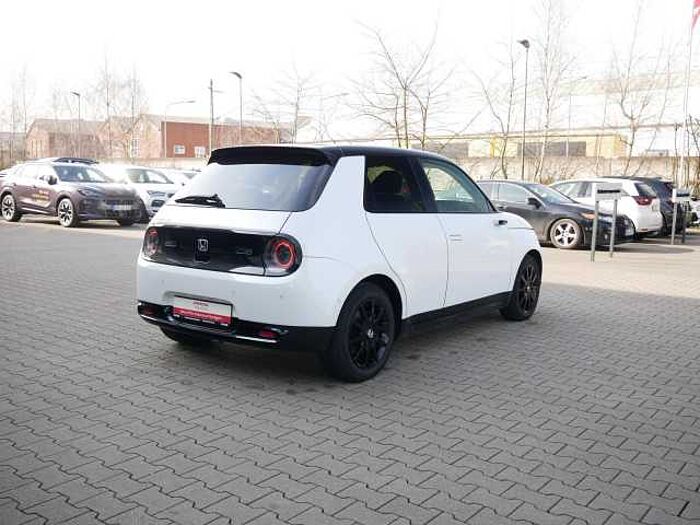 Honda E ADVANCE 16' ACC+SHZ+PANO+NAVI+LED+360°KAM ADVANC 16' ACC+SHZ+PANO+NAVI+LD+360°KAM